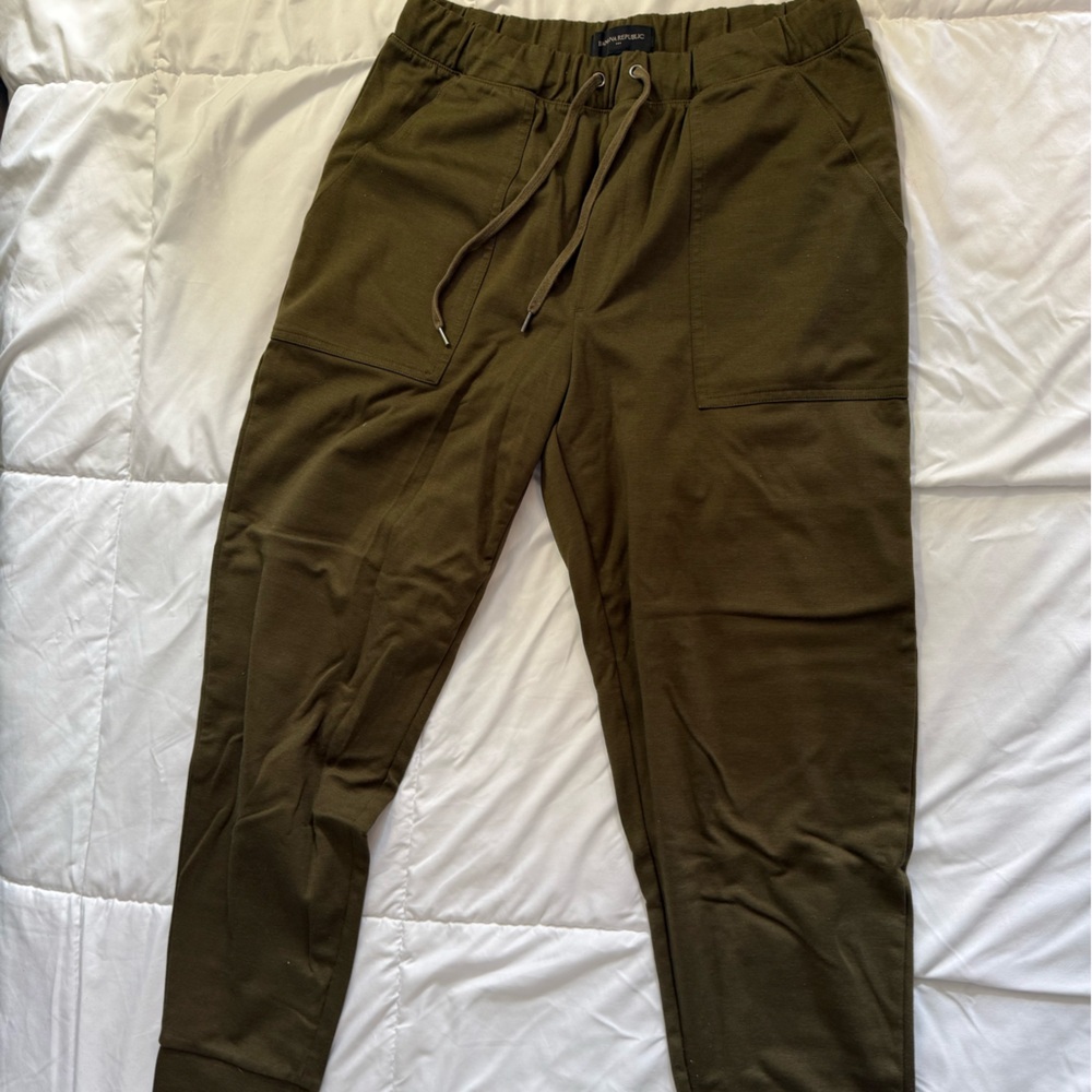 Banana Republic Green Joggers Relaxed Fit Cotton Blend